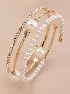 Elegant Gold Pearl & Crystal Multistrand Bracelet